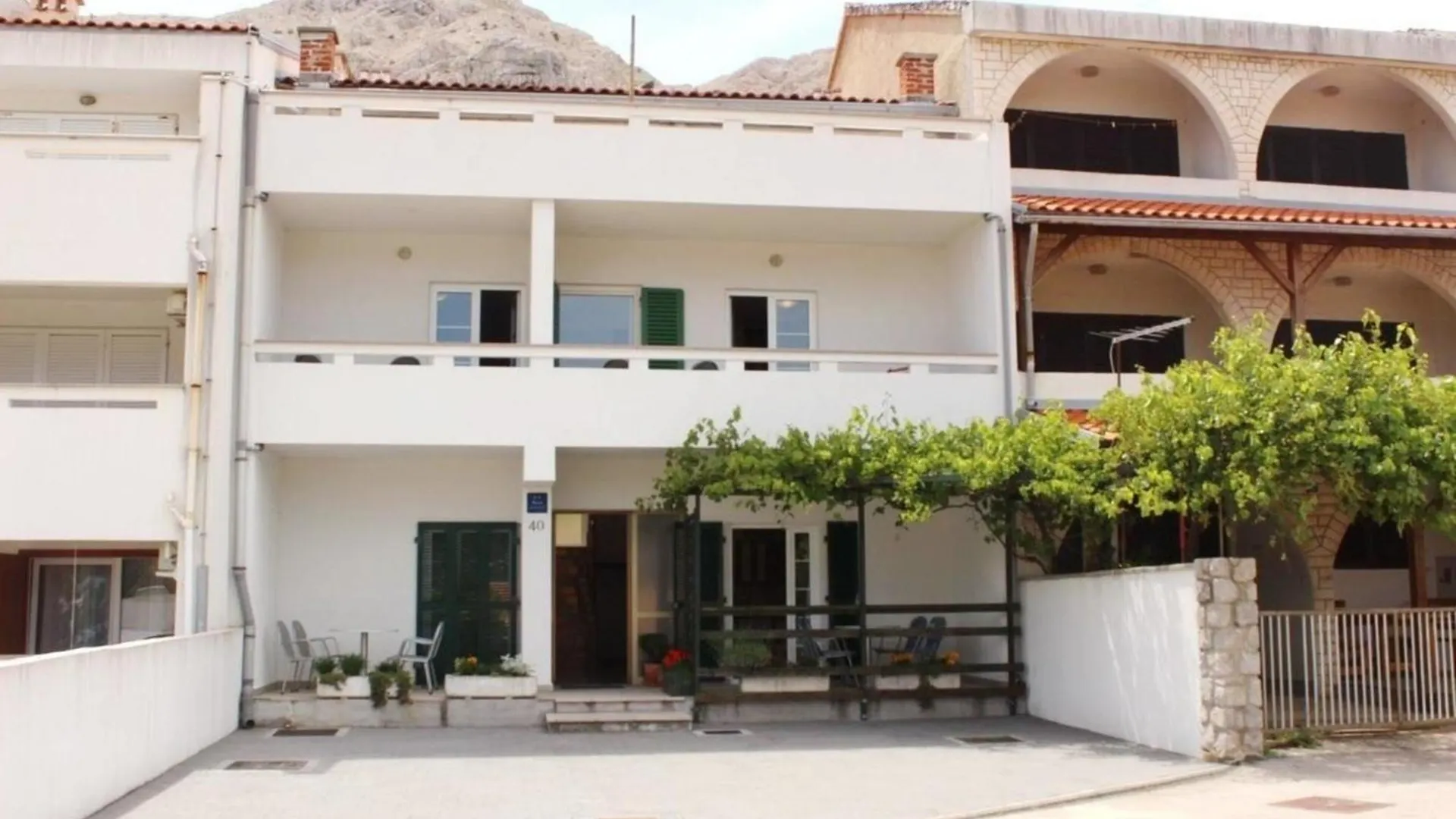 Apartment Ferienwohnung Fuer 5 Personen Ca 40 M In Baska, Adriakueste Kroatien Kroatische Inseln