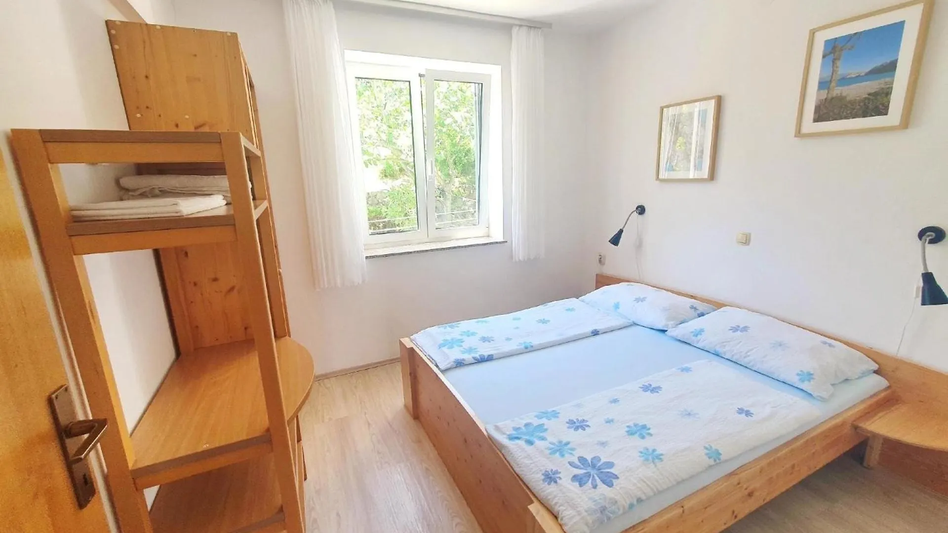 Ferienwohnung Fuer 5 Personen Ca 40 M In Baska, Adriakueste Kroatien Kroatische Inseln Apartment