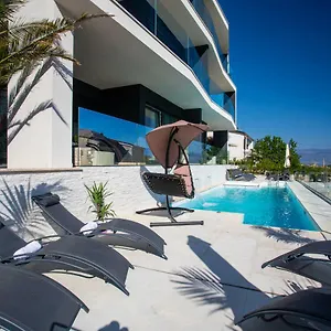 Valis Apartman